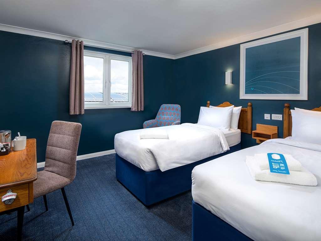 Travelodge Redhill Redhill  Pokoj fotografie