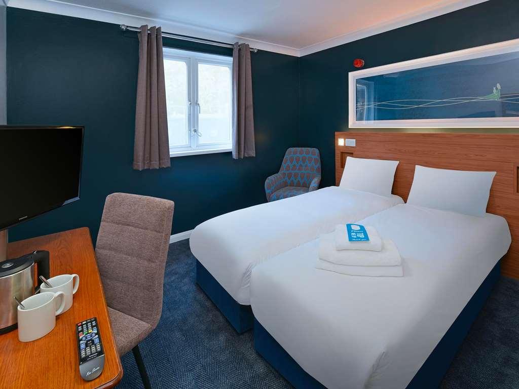 Travelodge Redhill Redhill  Pokoj fotografie