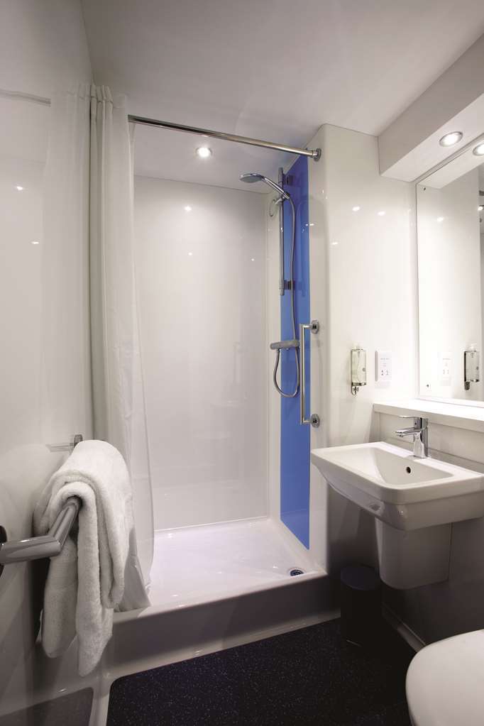 Travelodge Redhill Redhill  Pokoj fotografie