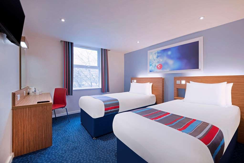 Travelodge Redhill Redhill  Pokoj fotografie
